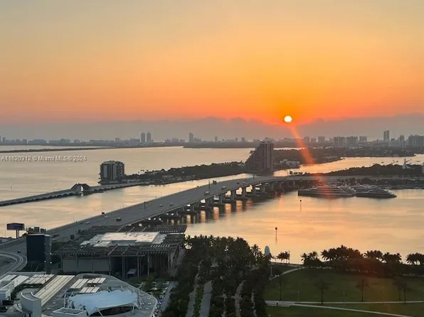 888 Biscayne Blvd APT 909, Miami, FL 33132