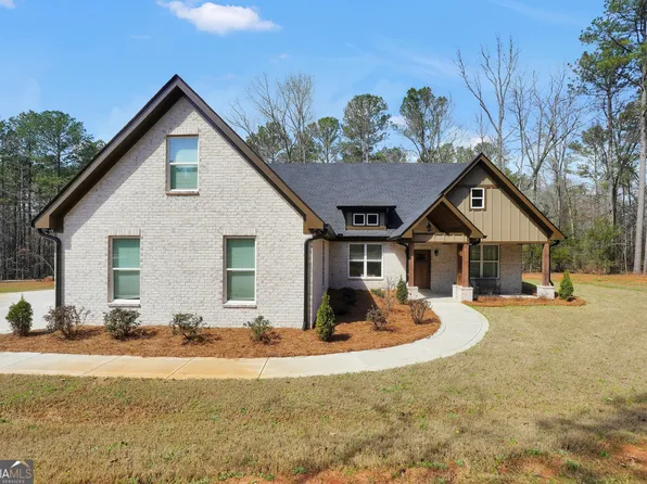 76 Brookhollow Dr, Monticello, GA 31064