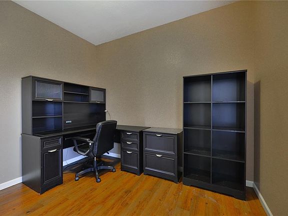 4th image of 1100 Blackburn Dr