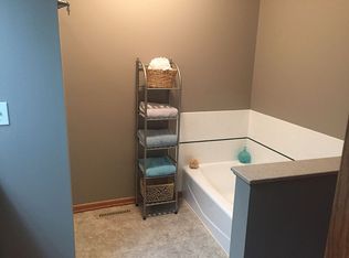 12955 Eastview Ct, Apple Valley, MN 55124