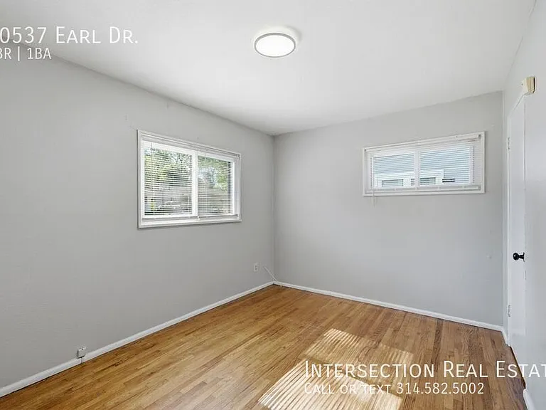 10537 Earl Dr — Photo 16
