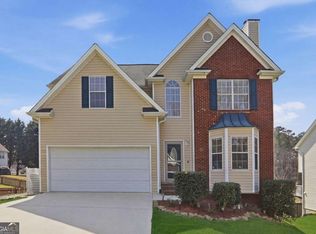 5686 Grindstone Dr, Buford, GA 30518