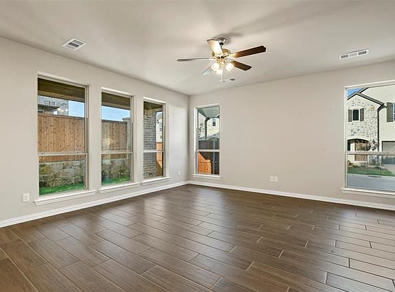 5th image of 3921 Saint Ives Ln
