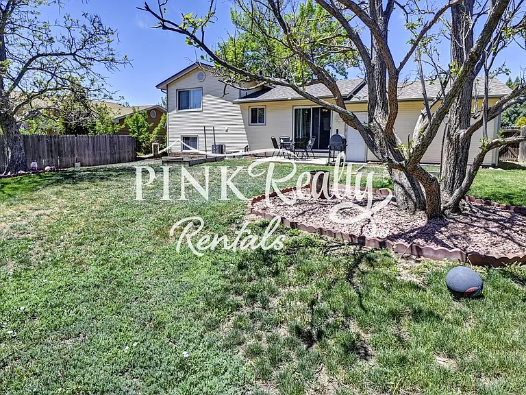 7365 Woodstock St — Photo 54