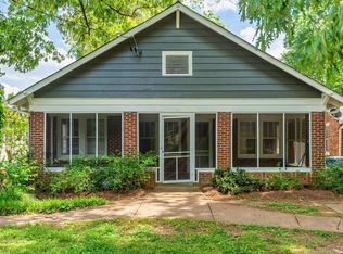 980 Woodbourne Dr SW, Atlanta, GA 30310
