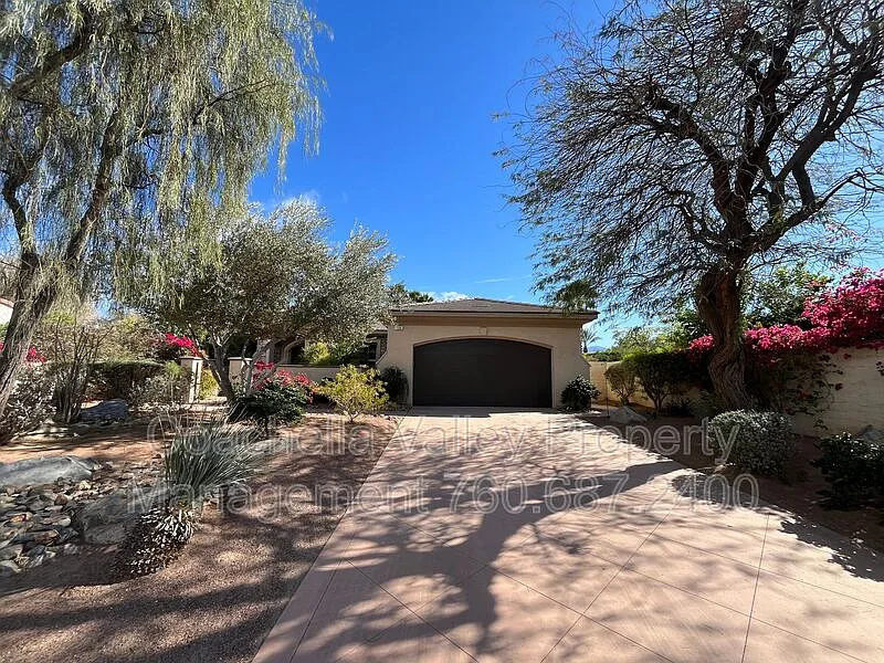 4 bed, 3.0 bath, 2814 sqft, $4,195 — Photo 2