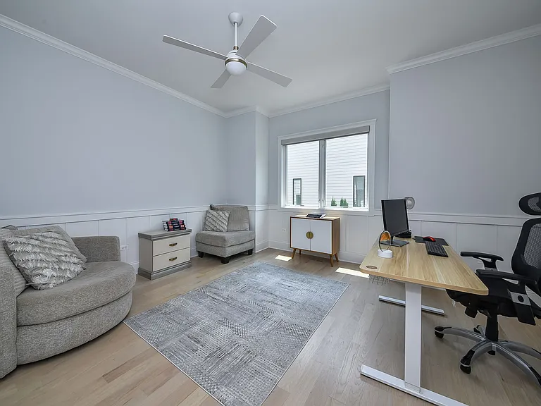 2447 Sharon Ct — Photo 13