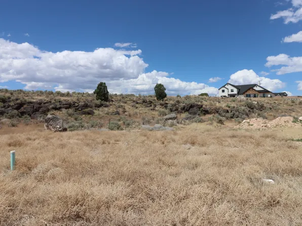 5244 N Church Cir, Enoch, UT 84721