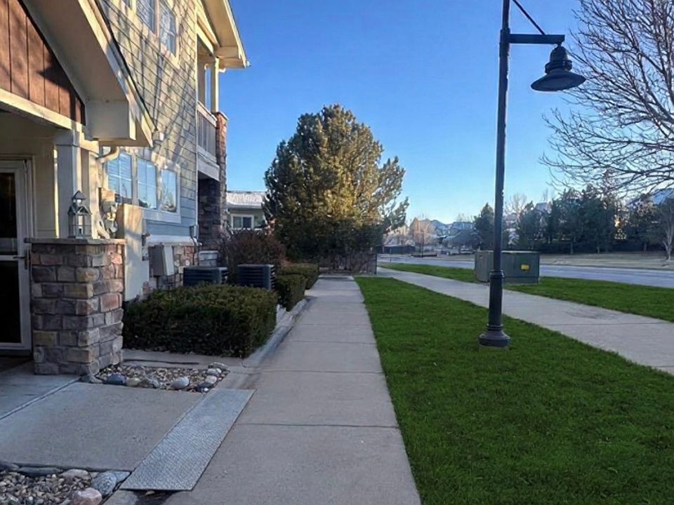 1st image of 9451 Ashbury Cir
