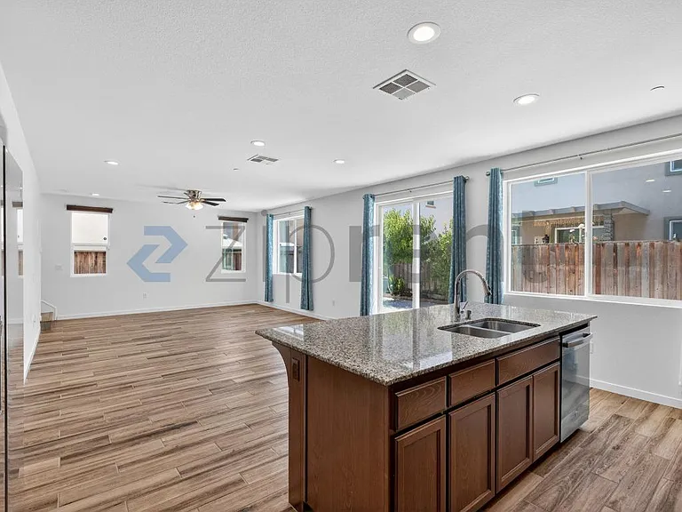 1416 Passion Ln — Photo 16