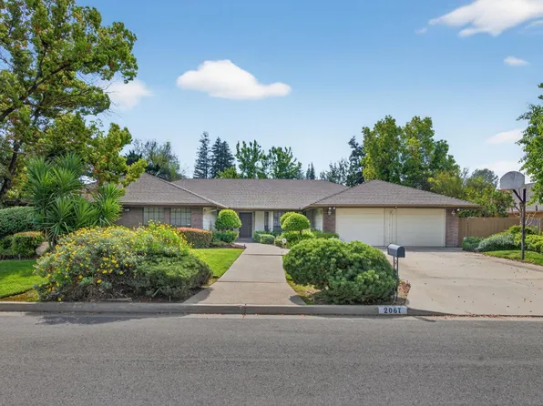 2067 W Minarets Ave, Fresno, CA 93711