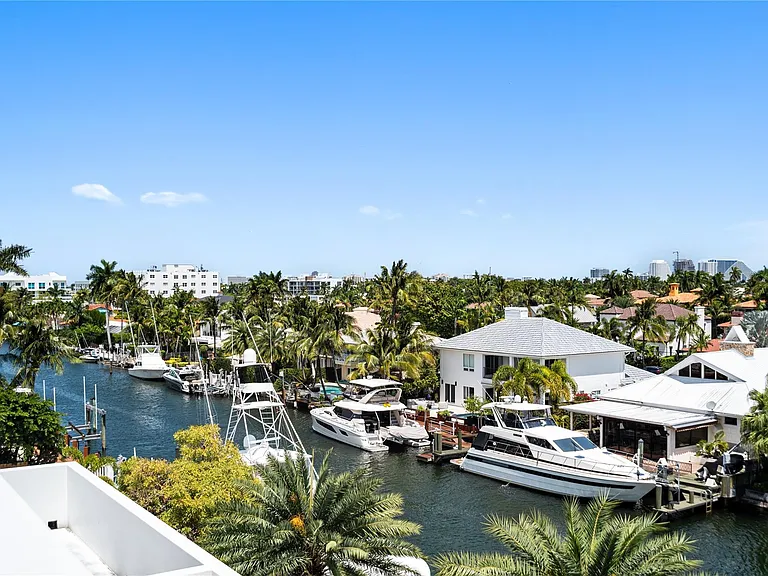 500 Isle Of Capri Dr — Photo 37