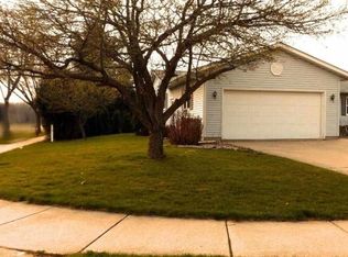 1726 S Thompson Dr, Madison, WI 53716