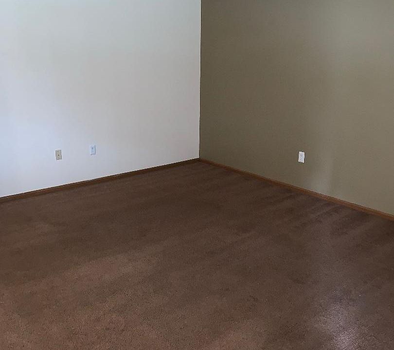 1st image of 4491 Woodglen St APT B