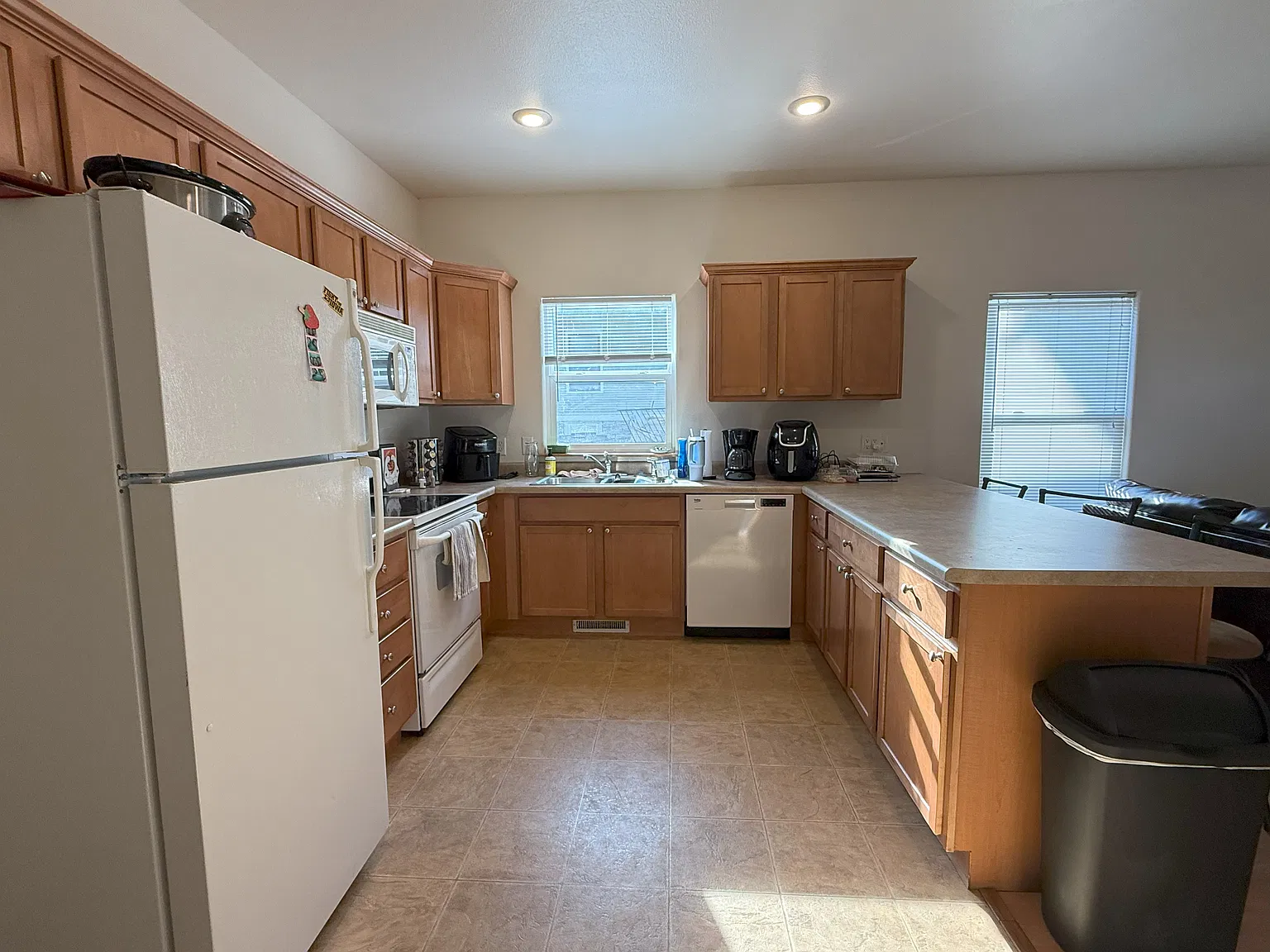 3 bed, 1754 sqft, $2,283 — Photo 4