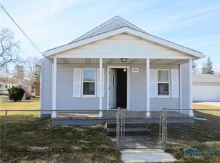 724 Hanson St, Northwood, OH 43619