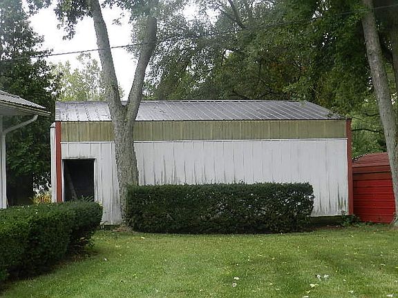 2nd image of 1973 Matheny Ave