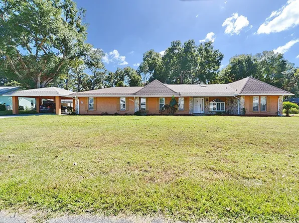 8844 E Rosemont St, Inverness, FL 34450