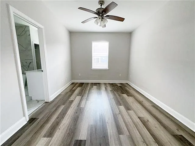 2652 Banks St — Photo 13
