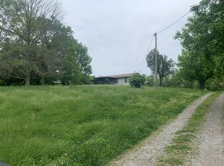 8660 Howell Rd, Mount Pleasant, TN 38474