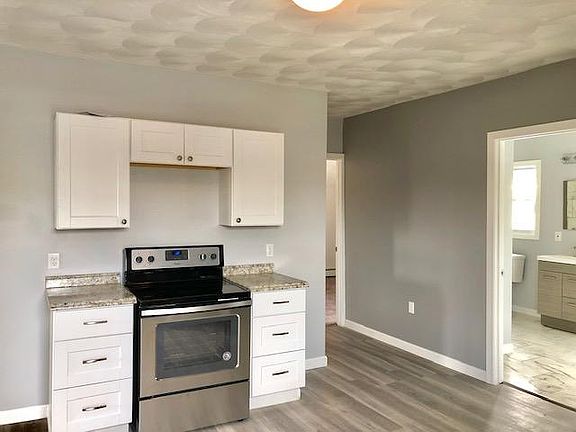 4th image of 29 Auburn Ave #2
