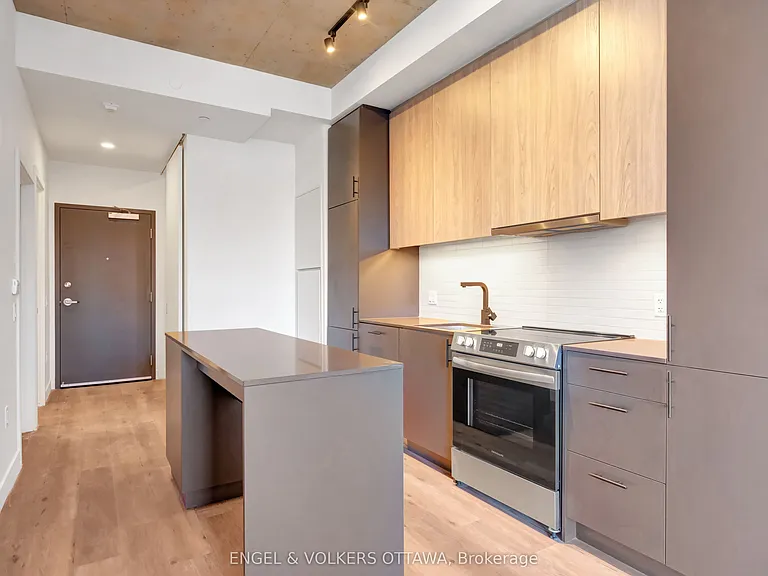 10 James St #206 — Photo 16
