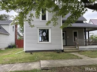812 E 9th St, Auburn, IN 46706