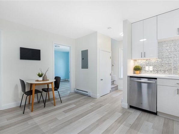 providence-rhode-island-65990863 picture