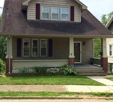 3rd image of 922 Phillips St