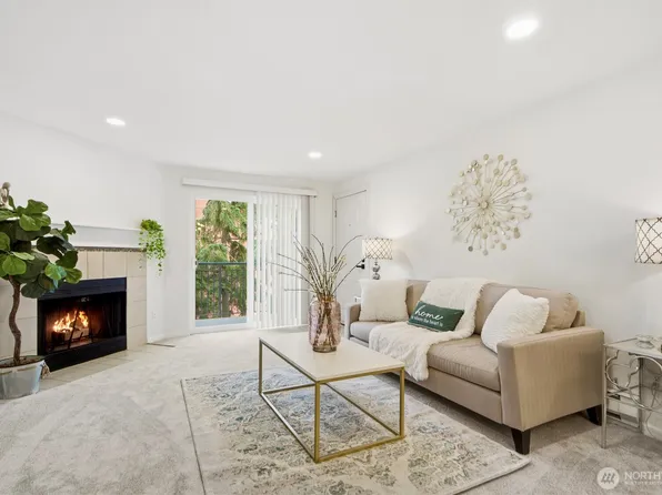 12607 SE 41 Place #H208, Bellevue, WA 98006