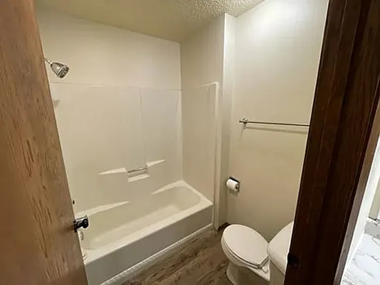 3008 Eldorado Boulevard — Photo 19