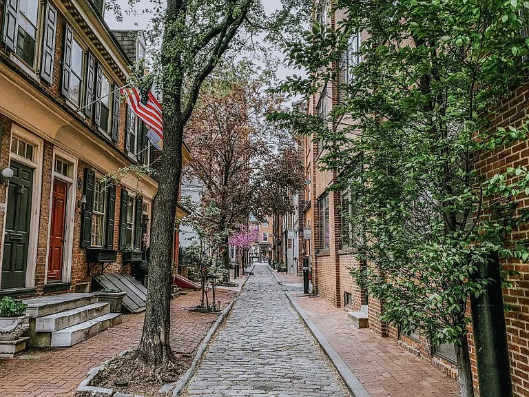 Elfreth's Alley, the oldest continuous operating street in America