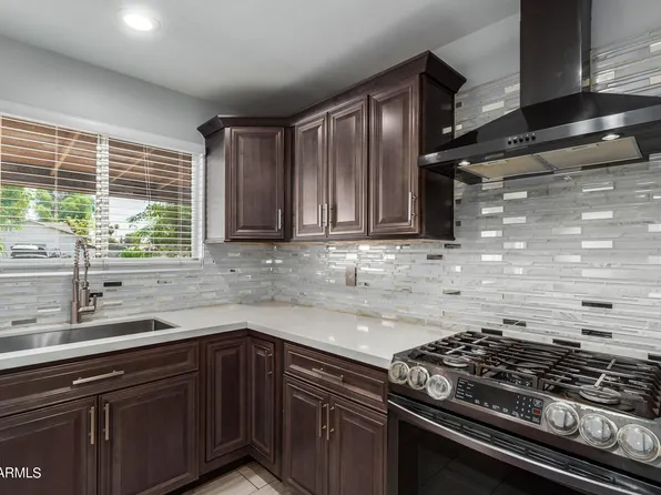 6002 N 62ND Lane, Glendale, AZ 85301