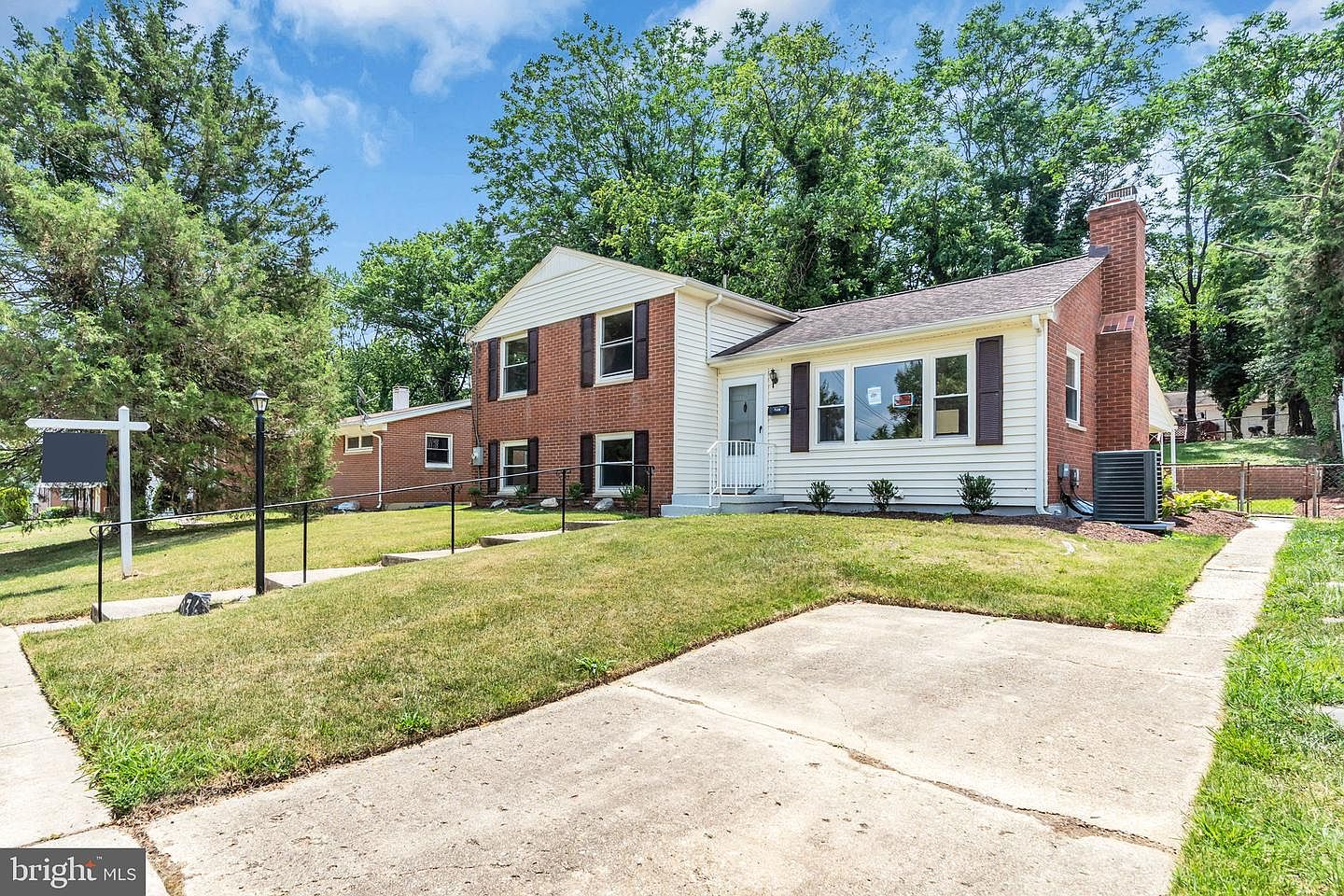 7536 Abbington Dr, Oxon Hill, MD 20745 | MLS #MDPG2217150 | Zillow