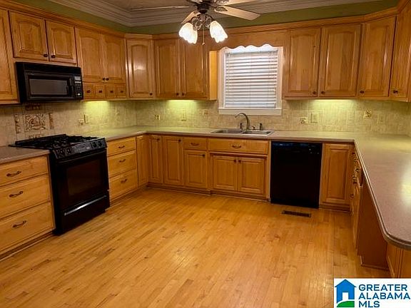 3rd image of 2506 W Lakeshore Dr
