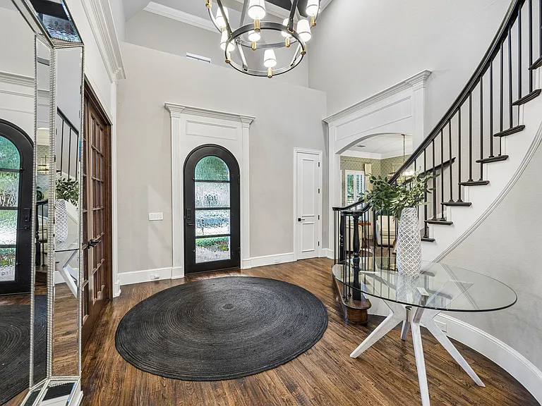 4954 Northshore Dr — Photo 2