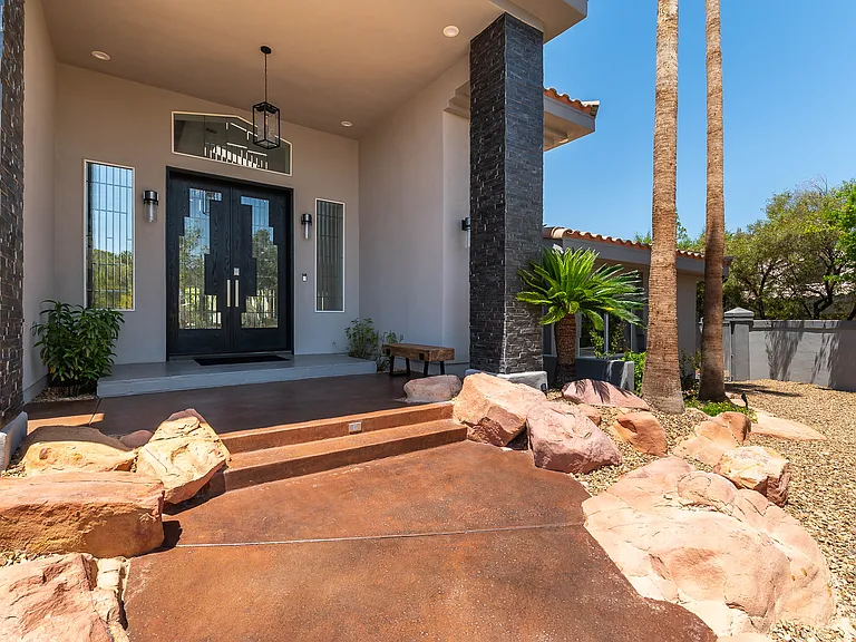 7880 Dana Point Ct — Photo 3