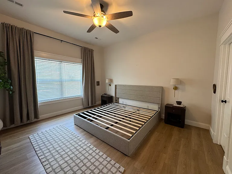 2102 Bernhurst Dr — Photo 10