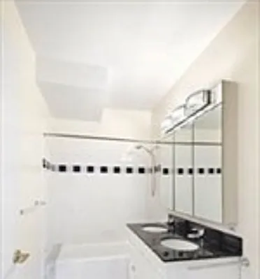 Rented by Corcoran | media 11