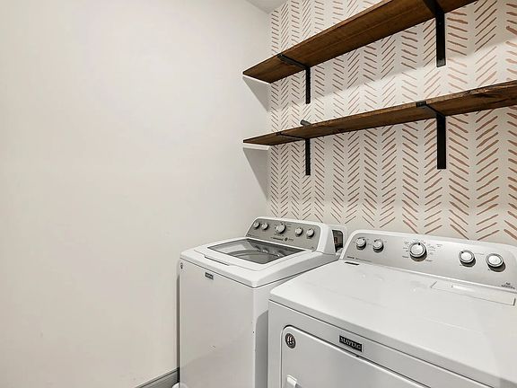 3rd image of 717 Stockell St #717