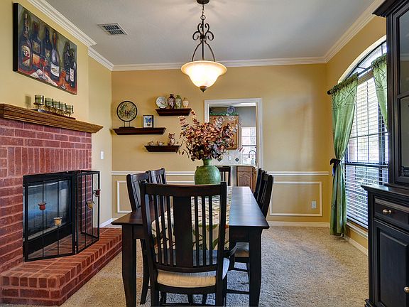 4th image of 2115 Winding Creek Dr