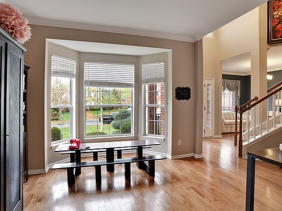 Bay Window in office