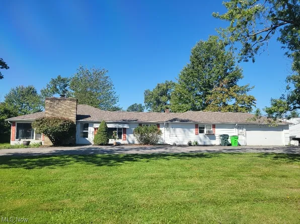 2130 Lander Rd, Mayfield Heights, OH 44124