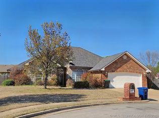 1515 Aspen Dr, Tahlequah, OK 74464