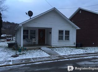 313 N Highland Ave, Prestonsburg, KY 41653