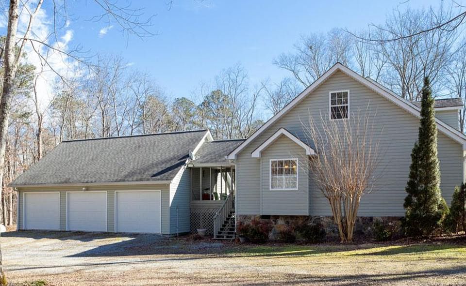 2nd image of 203 Plum Nelly Rd