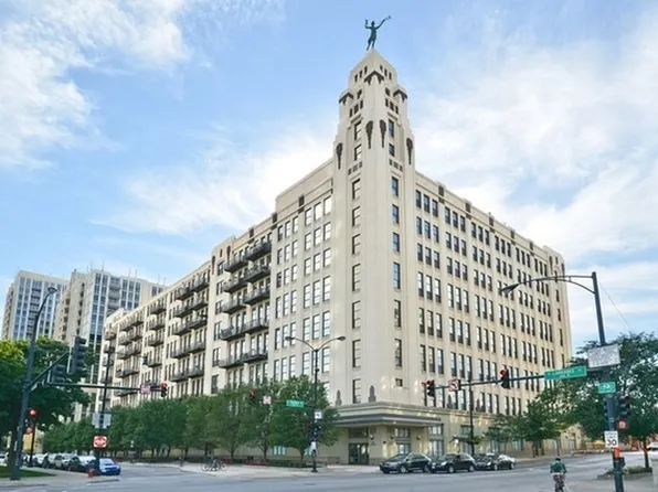 758 N Larrabee St APT 603, Chicago, IL 60654