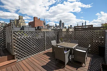 Rented by Nest Seekers International