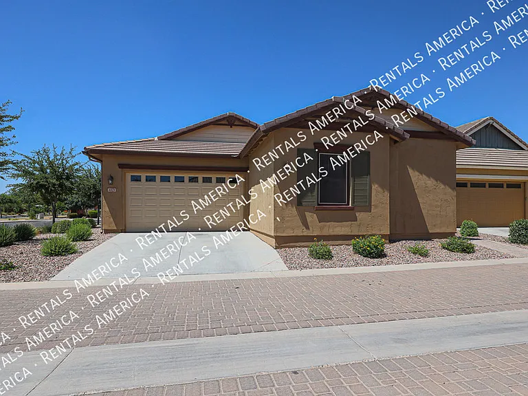 4429 E Jones St — Photo 5