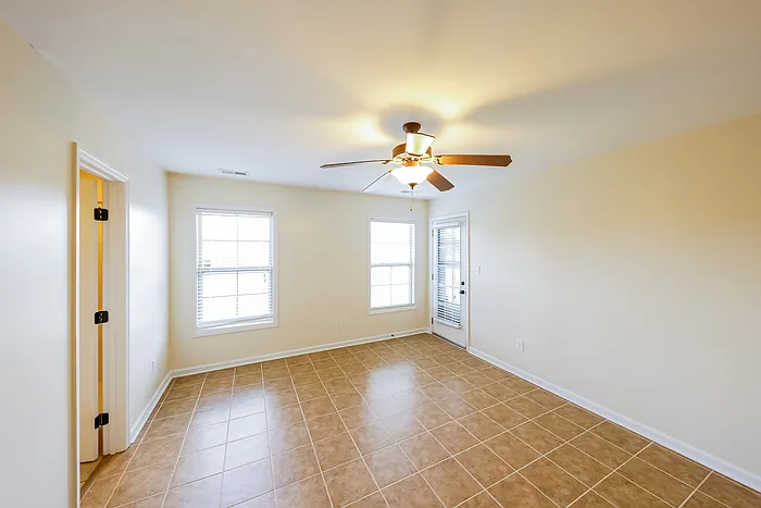 105 Landings Way Dr — Photo 5